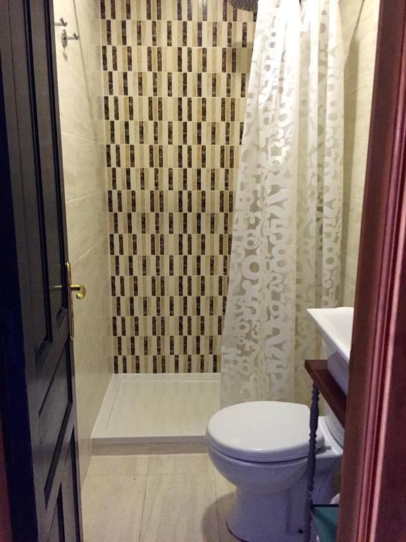 Pension Las Barqueras Hotel ยาเนส ภายนอก รูปภาพ